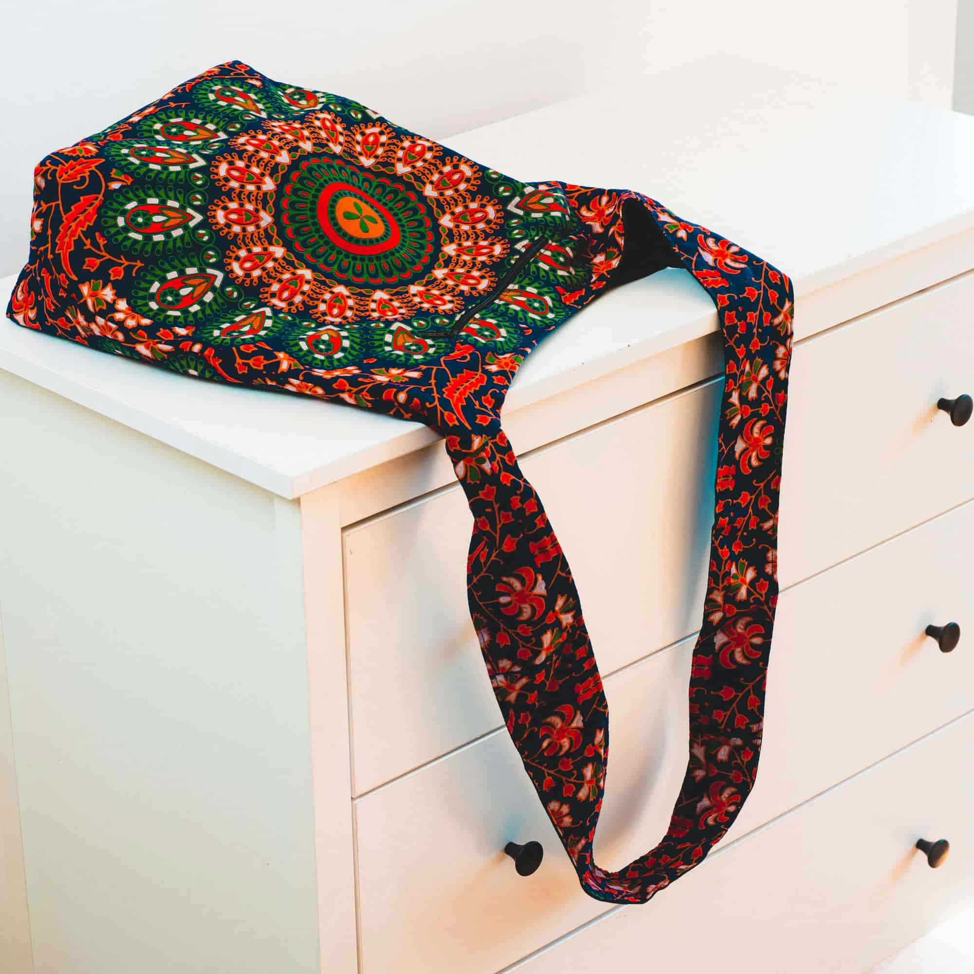 Aga’s Own Mandala Boho Umhängetasche - Festival Crossbody Handtasche für Damen, Ethnisch Baumwollschultertasche | Perfekt für Strandausflüge