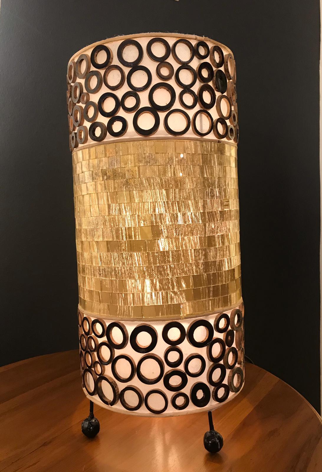 Elegante Hohe Mosaiklampen – In Gold, Rot und Weiß erhältlich, 3 Größenoptionen