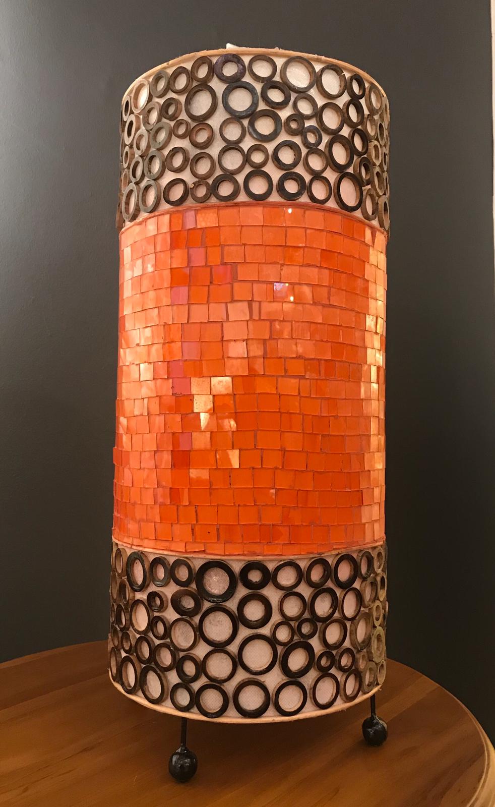 Elegante Hohe Mosaiklampen – In Gold, Rot und Weiß erhältlich, 3 Größenoptionen