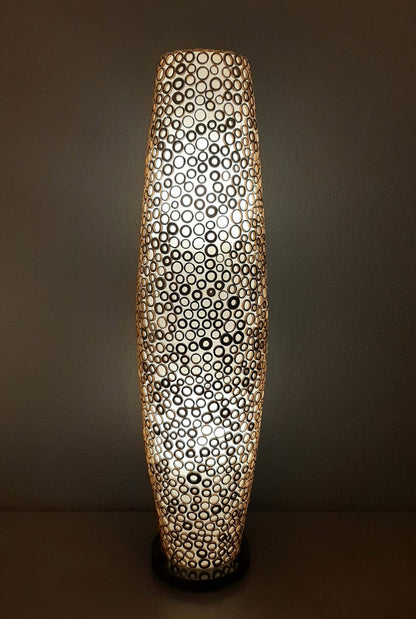 Beeindruckende Turmlampen, Stehlampen mit Ringmuster – In 4 Höhen erhältlich (70cm - 200cm)