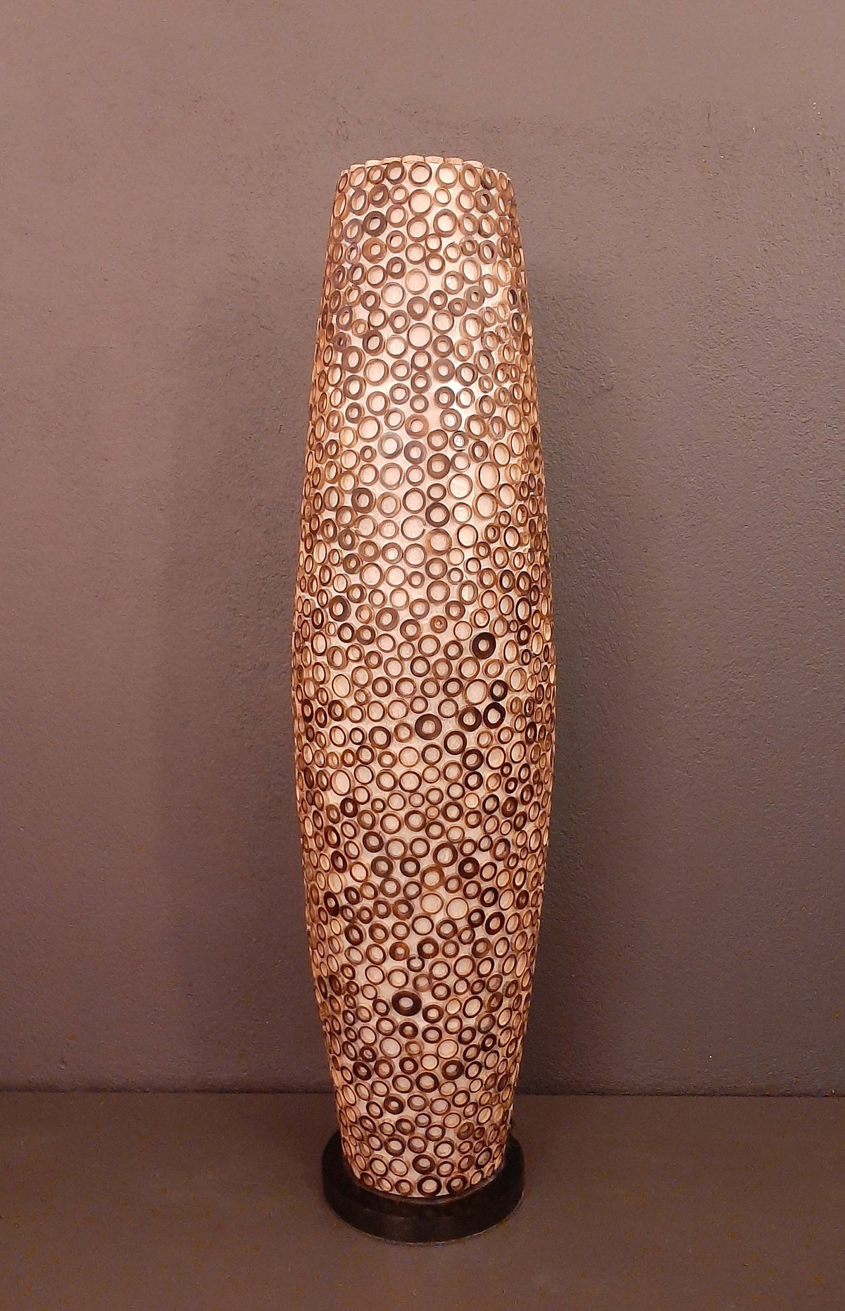 Beeindruckende Turmlampen, Stehlampen mit Ringmuster – In 4 Höhen erhältlich (70cm - 200cm)
