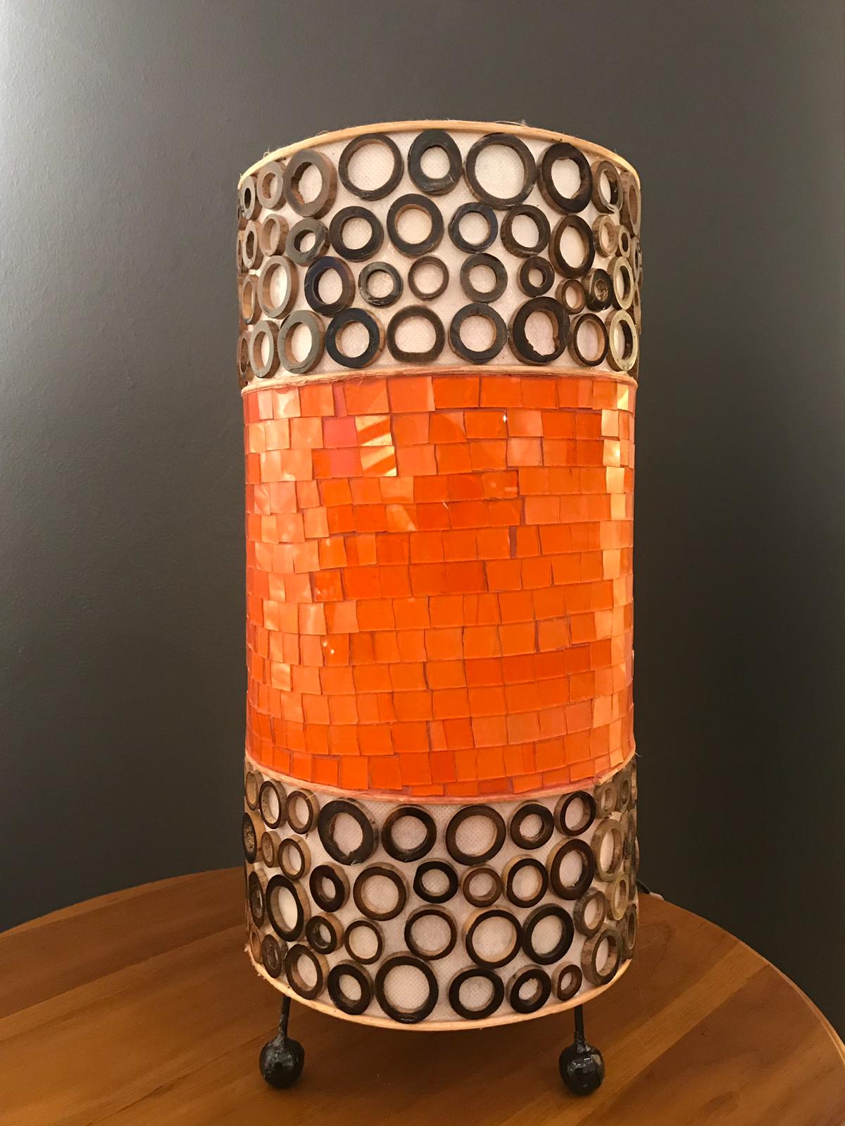 Elegante Hohe Mosaiklampen – In Gold, Rot und Weiß erhältlich, 3 Größenoptionen