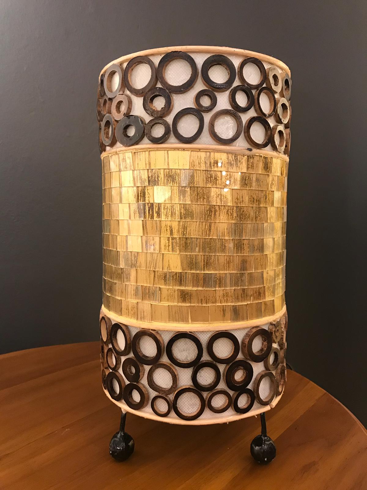 Elegante Hohe Mosaiklampen – In Gold, Rot und Weiß erhältlich, 3 Größenoptionen