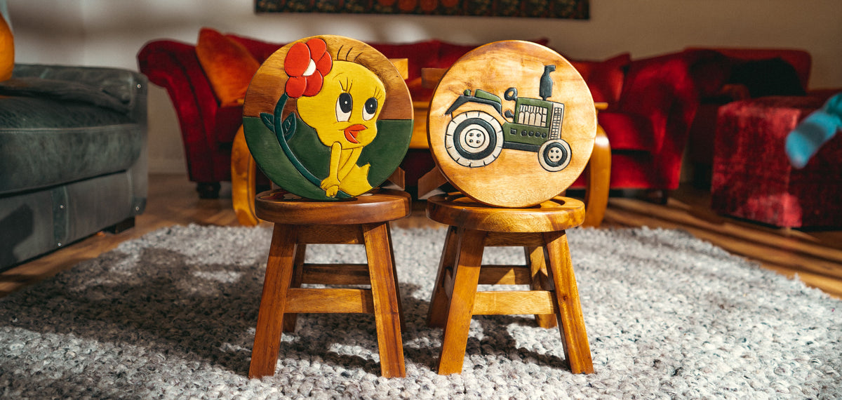 Tritthocker für Kinder – runder Kinderhocker – Pflanzenständer für den Innenbereich – Melkhocker – Heimdekoration, Holztritt, Massivholzhocker bemalt und geschnitzt mit Tiermotiv