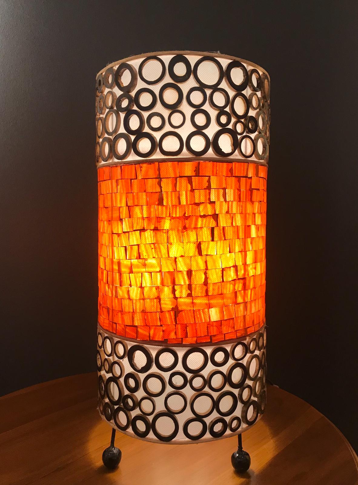 Elegante Hohe Mosaiklampen – In Gold, Rot und Weiß erhältlich, 3 Größenoptionen