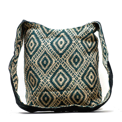 Aga’s Own Boho Umhängetasche - Festival Crossbody Handtasche für Damen, Ethnisch Baumwollschultertasche | Perfekt für Strandausflüge