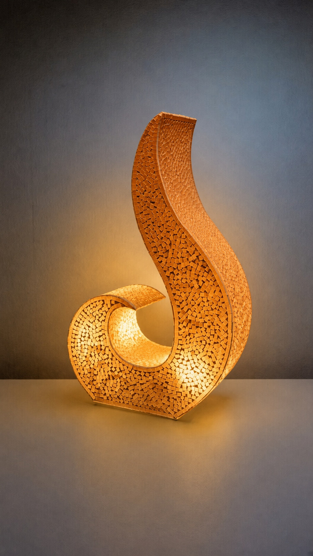 Faszinierende Mosaiklampen in Flammenform – In 5 Farben erhältlich