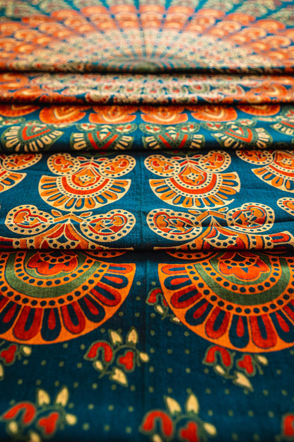 Wanddekoration aus 100% Baumwolle ca. 205 x 235 cm, Wandtuch für Zuhause, Strandtuch / großes Tapestry, Wandteppich Mandala
