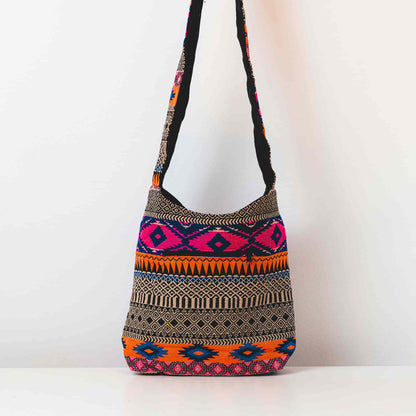 Aga’s Own Boho Umhängetasche - Festival Crossbody Handtasche für Damen, Ethnisch Baumwollschultertasche | Perfekt für Strandausflüge