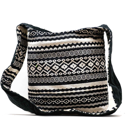 Aga’s Own Boho Umhängetasche - Festival Crossbody Handtasche für Damen, Ethnisch Baumwollschultertasche | Perfekt für Strandausflüge