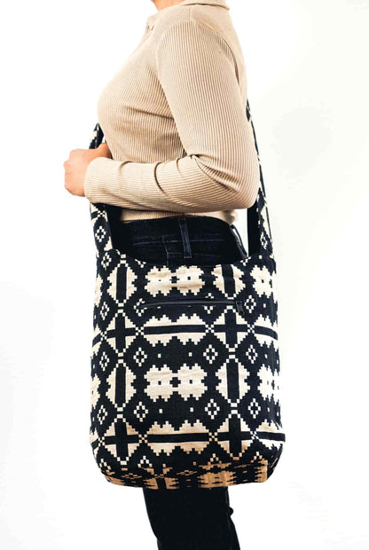 Aga’s Own Boho Umhängetasche - Festival Crossbody Handtasche für Damen, Ethnisch Baumwollschultertasche | Perfekt für Strandausflüge