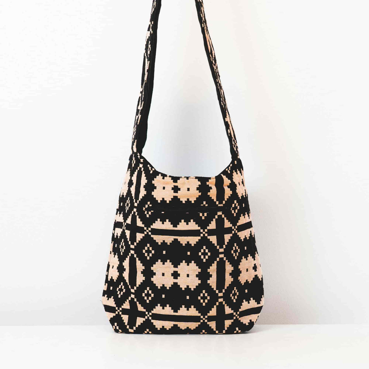Aga’s Own Boho Umhängetasche - Festival Crossbody Handtasche für Damen, Ethnisch Baumwollschultertasche | Perfekt für Strandausflüge