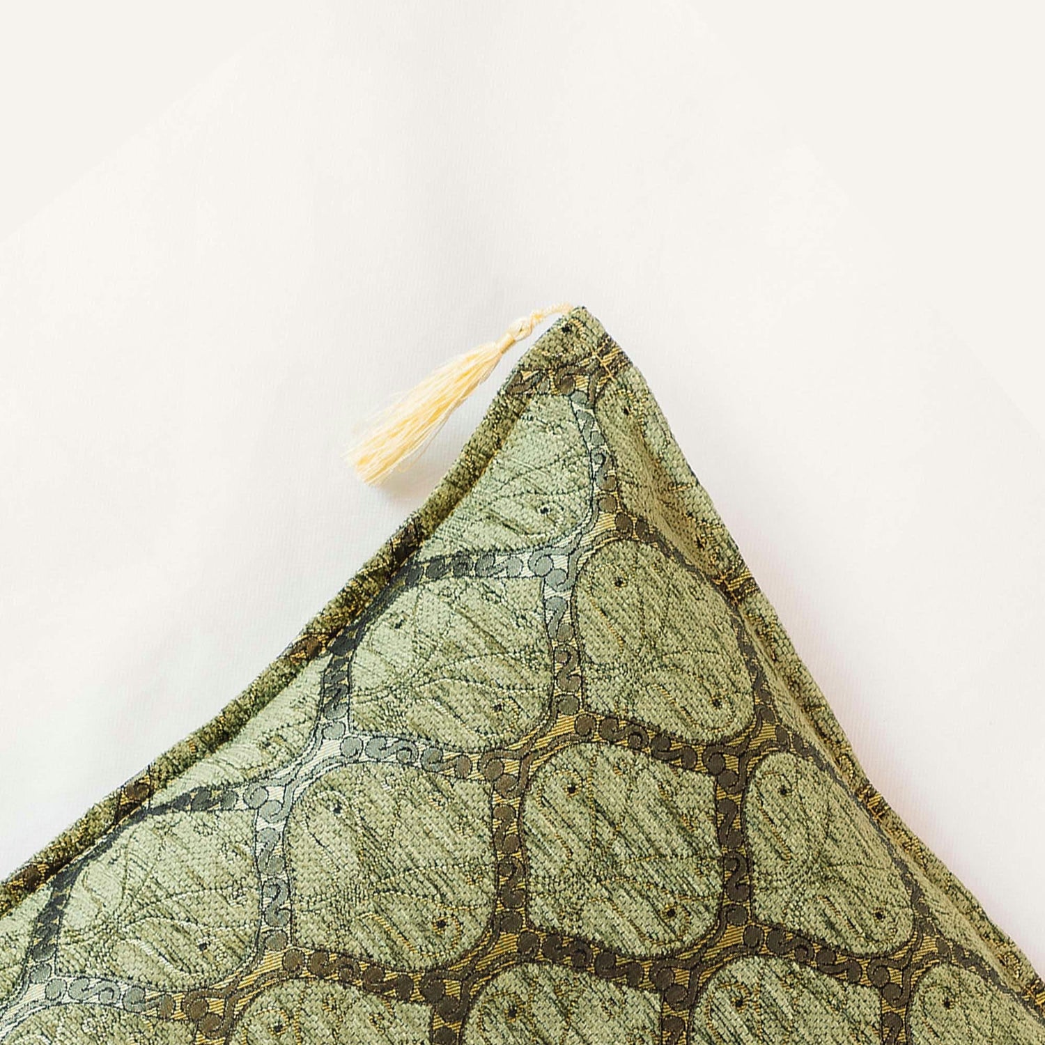 Scroll-Gitter Kissenbezug – 40 × 40 cm